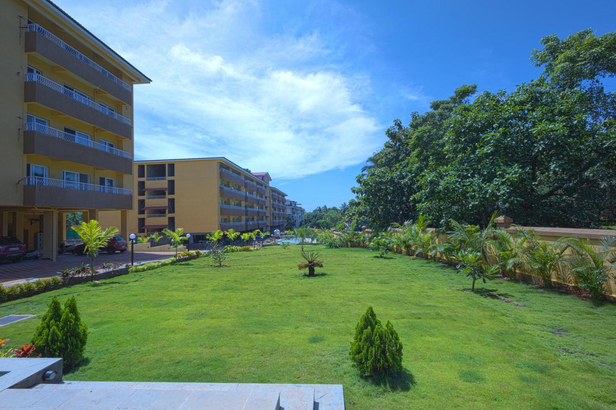 Alaya Stays 1 Bhk With Balcony & Pool - Veera Marina Candolim Esterno foto