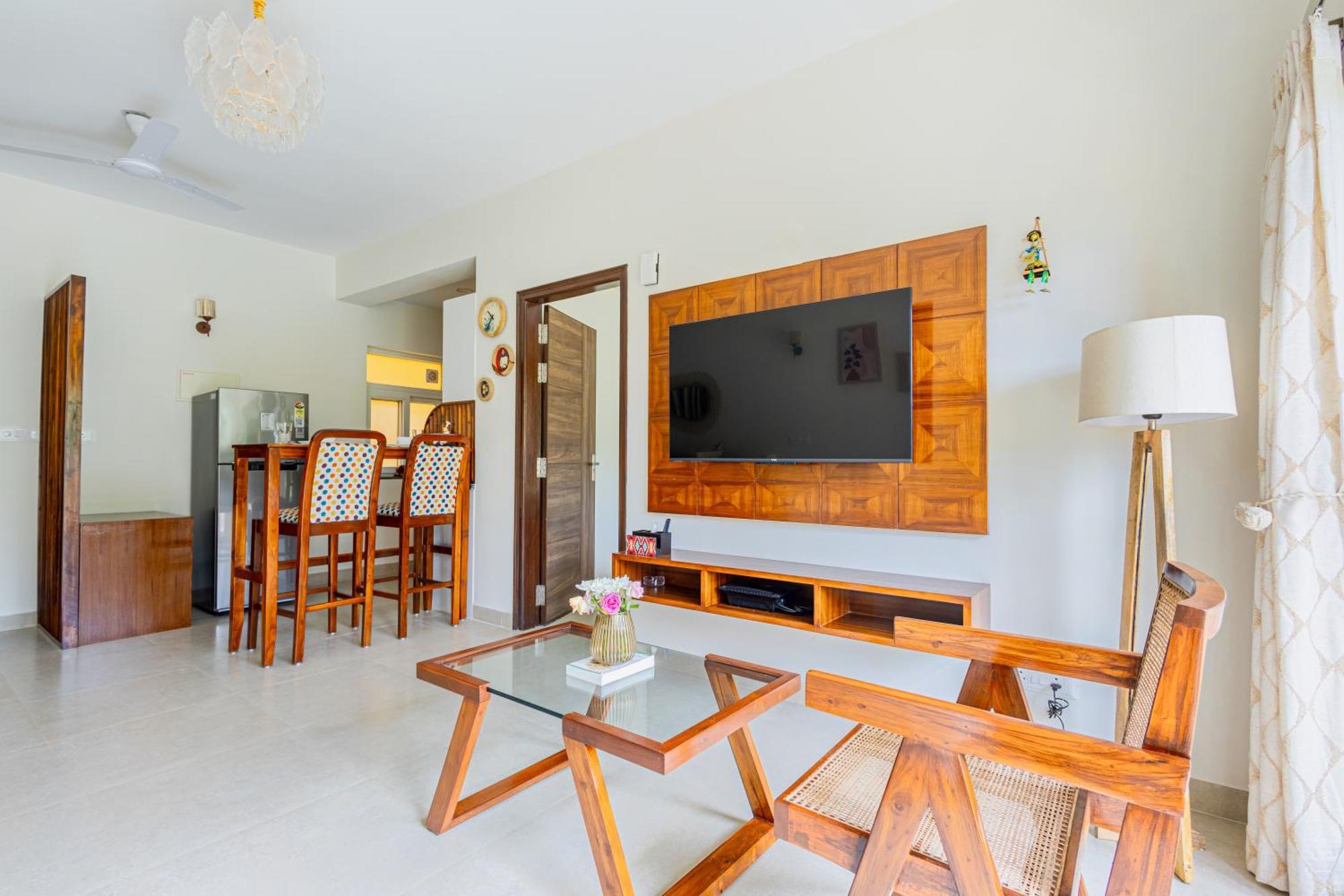 Alaya Stays 1 Bhk With Balcony & Pool - Veera Marina Candolim Esterno foto