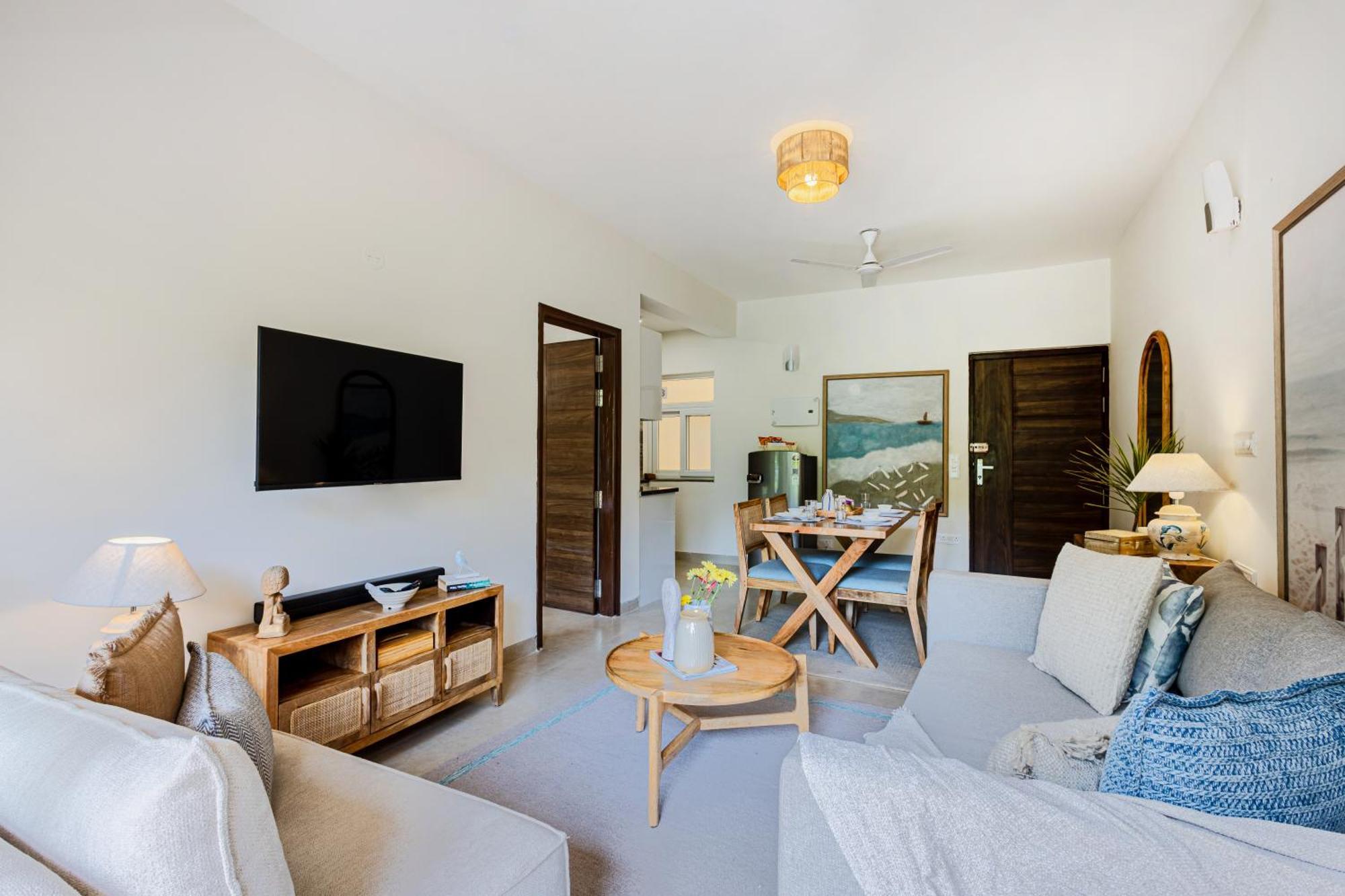 Alaya Stays 1 Bhk With Balcony & Pool - Veera Marina Candolim Esterno foto