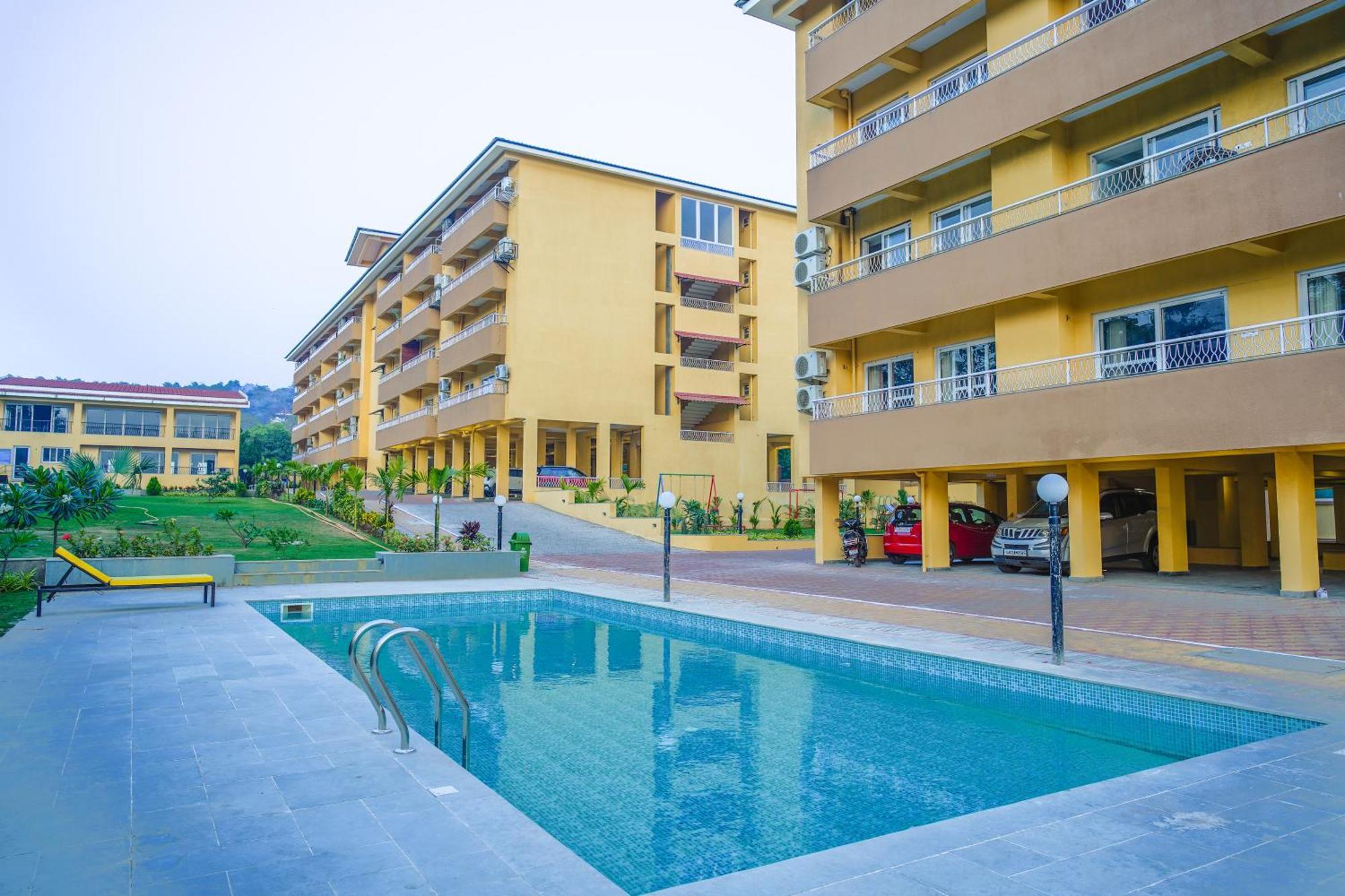 Alaya Stays 1 Bhk With Balcony & Pool - Veera Marina Candolim Esterno foto