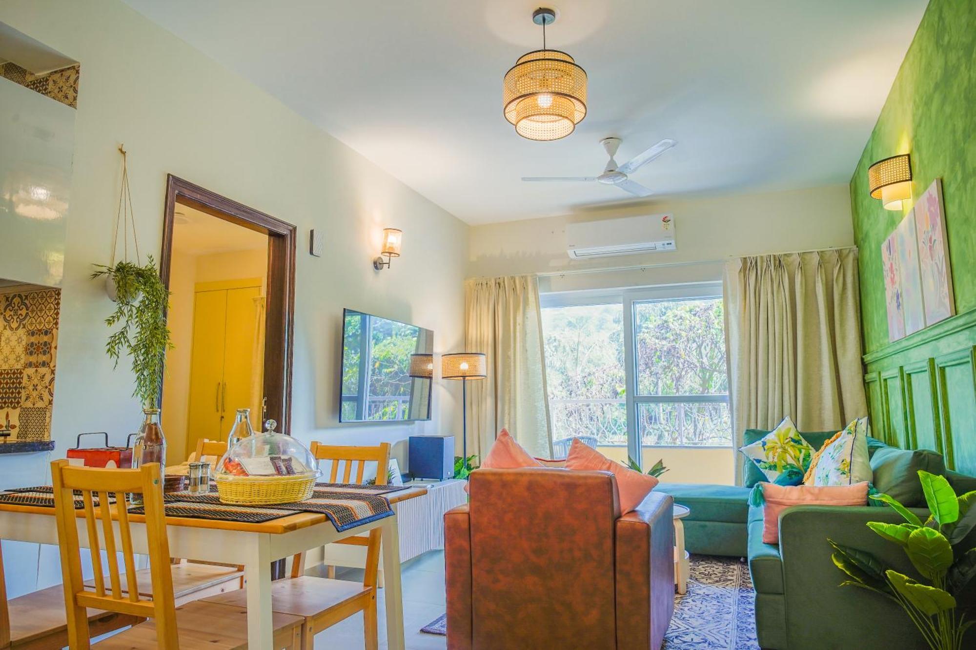 Alaya Stays 1 Bhk With Balcony & Pool - Veera Marina Candolim Esterno foto